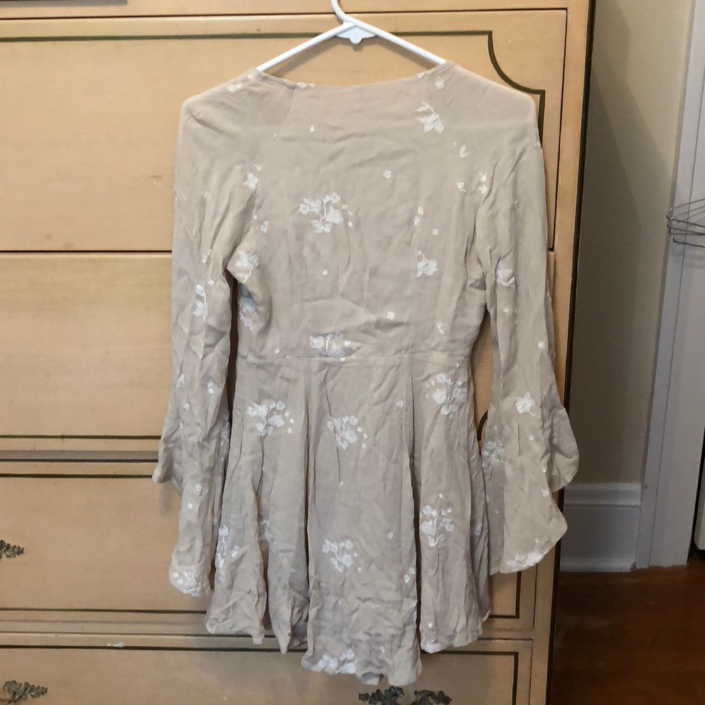 📦 🚚 EVERYTHING MUST GO! Free People Tan Dress | Sz 2 - Picture 4 of 8